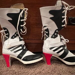 Custom black, white, and red Cosplay boots. Harley Quinn.